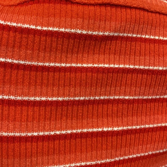 Urban Outfitters, XS, Red, Off The Shoulder Crop Top - Picture 3 of 4